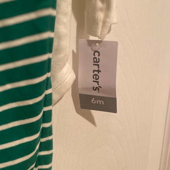 Carter’s Santa’s Little Helper 2 Piece Outfit, 6 months, Baby Christmas Outfit - Picture 10 of 12